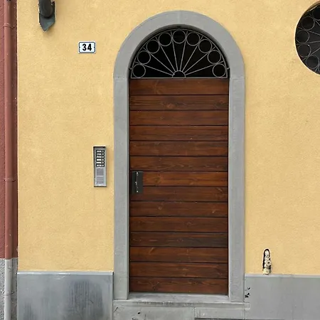 Le Di Azzano Vicino All'aeroporto Di Alice E Giorgia Apartament